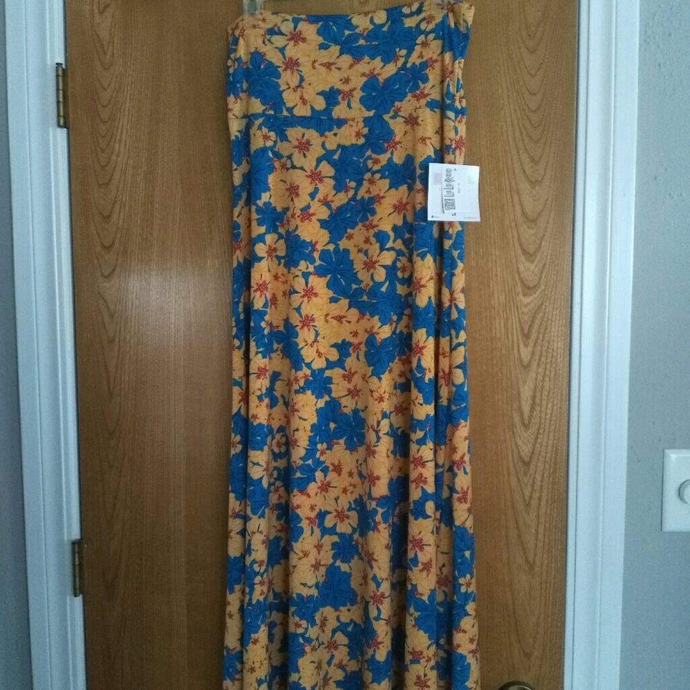 LuLaRoe Maxi Skirt S